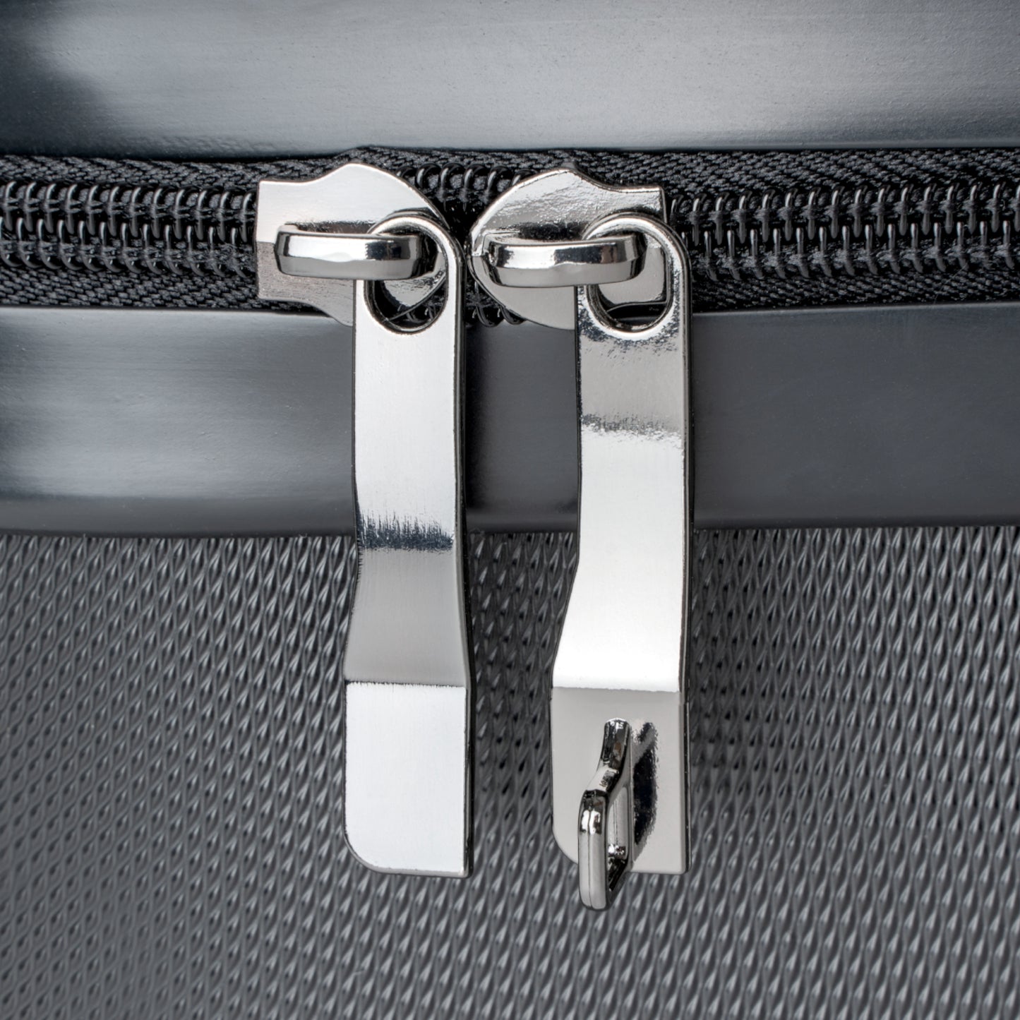 Donnie Step 2 Suitcase